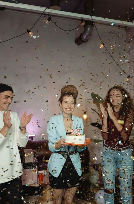 ba cây trực tuyến 8Day